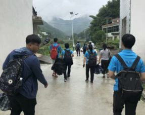 青春向党践使命，义务辅导暖西冲——计算机与信息学院大学生志愿者赴太湖县西冲村开展主题实践活动